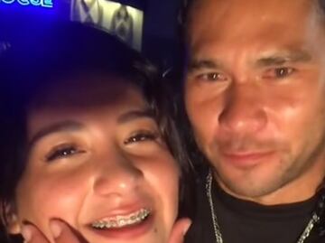 Gullit Peña es captado en estado de ebriedad y besando a mujer