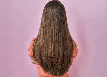 Para qué sirve aplicar agua de arroz en el cabello