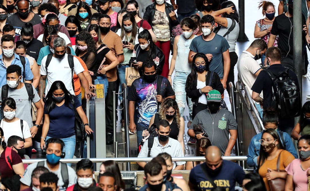 Brasil y Canadá hallaron en sus muestras de laboratorio la variante de Sudáfrica. Foto: EFE