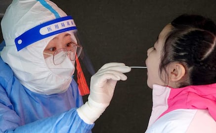 ¿Las estrategias "cero Covid" funcionan? China colapsa, tras aumento exponencial de casos 