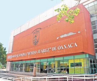 UABJO se endeuda para pagar salario a trabajadores