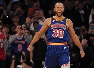 Stephen Curry se convierte en el máximo anotador de triples en la historia de la NBA