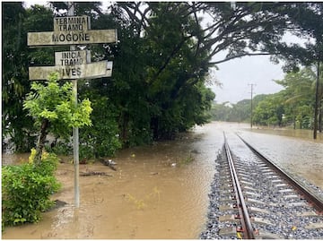 Suspenden labores en clínica de Juchitán y Tren Transístmico de Oaxaca; hay inundaciones por depresión tropical Once-E