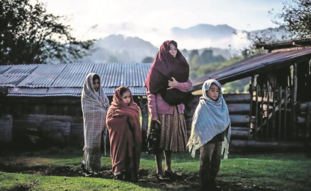 "Mujeres al alba" sacan la casta en la guerrilla