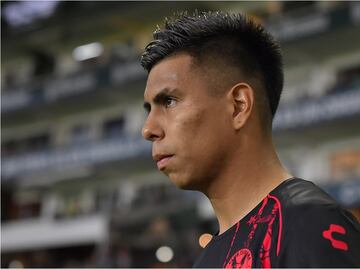 Efraín Álvarez reporta con Chivas; en el Rebaño lo esperan este viernes