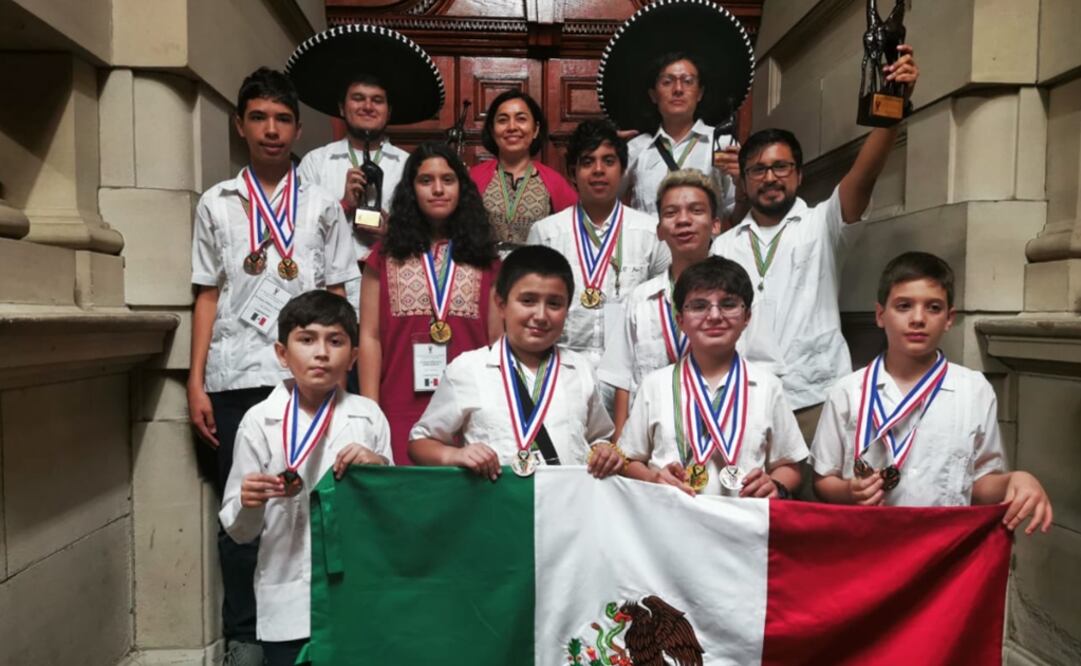 El equipo mexicano en la  International Mathematics Competition. Foto: OMM