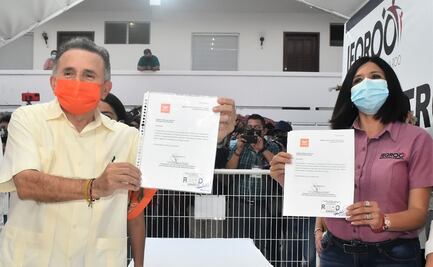 Movimiento Ciudadano registra al senador Pech como candidato a gubernatura de Quintana Roo