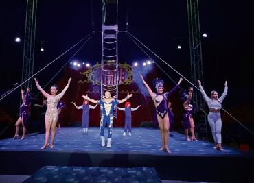 Circo Atayde hace mil malabares para seguir