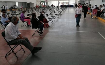 "Fue rapidísimo": disminuye afluencia de adultos mayores en centros de vacunación de Ecatepec