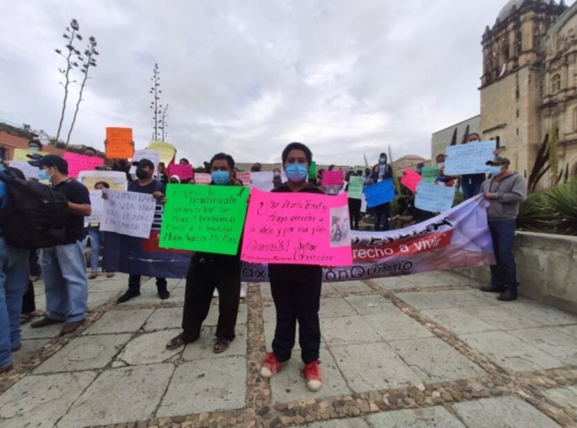 Padres de niños con cáncer en Oaxaca exigen acceso a quimioterapias y atención médica