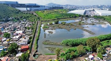 Vecinos temen inundaciones y rechazan  obra para colector
