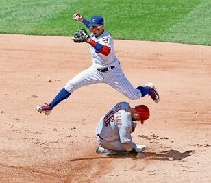 Cubs arrasa a los Reds