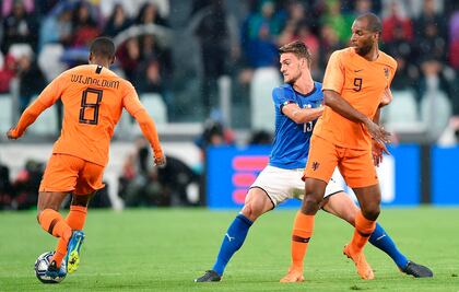 Triste empate entre Italia y Holanda