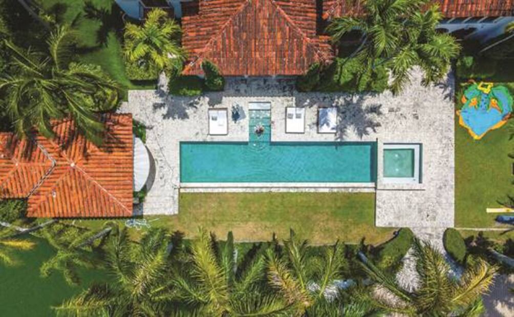 Álvarez Puga e Inés Gómez Mont saben lo que es vivir como Cher y en el corazón de Nueva York