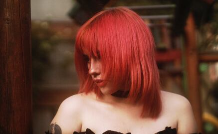 Cómo hacer un tinte rojo con flor de jamaica