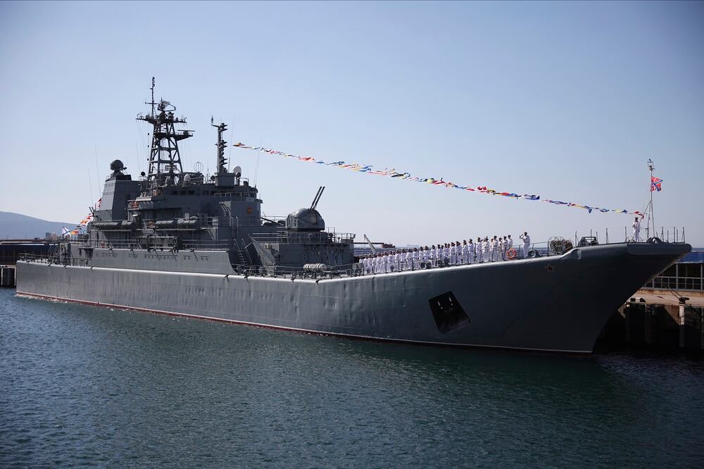 El buque Olenegorsky Gornyak está amarrado en un puerto de Novorossiysk, Rusia, el domingo 30 de julio de 2023. Foto: AFP