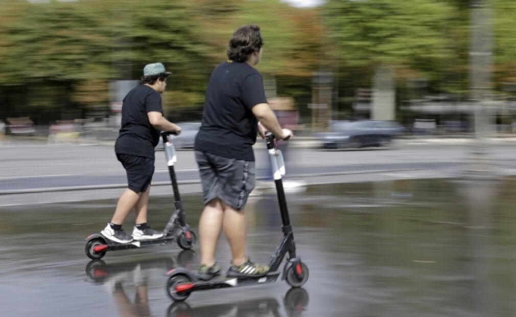 Entre aceptación y rechazo: scooters eléctricos causan debate en Europa