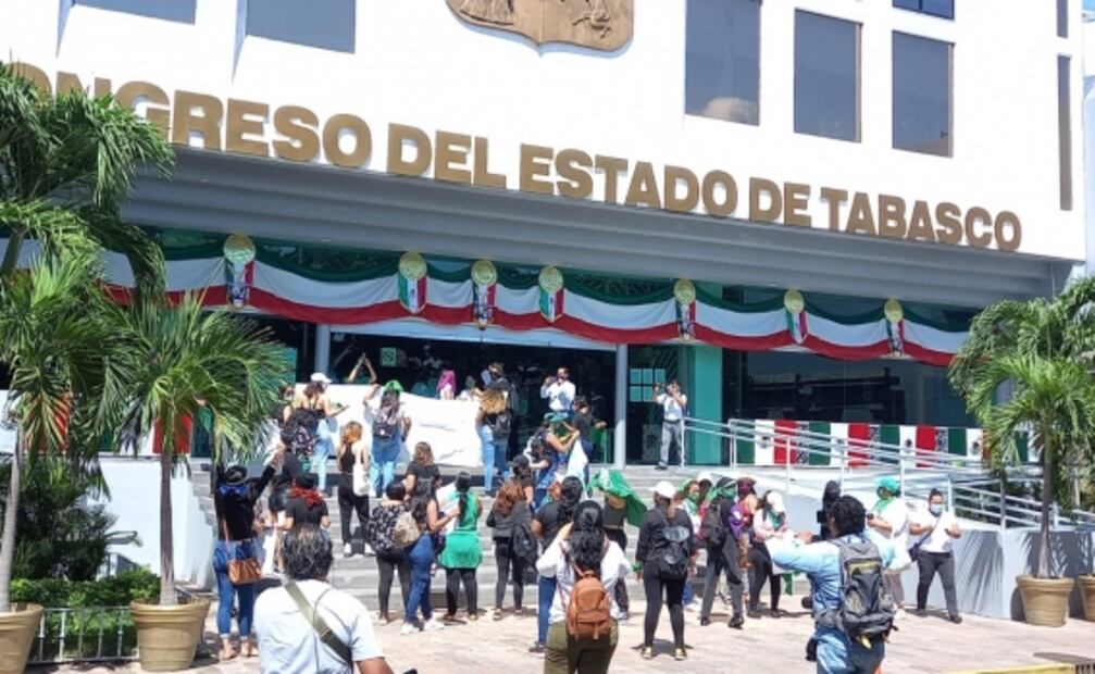 Feministas convocan a marchas a favor del aborto legal y seguro en los estados