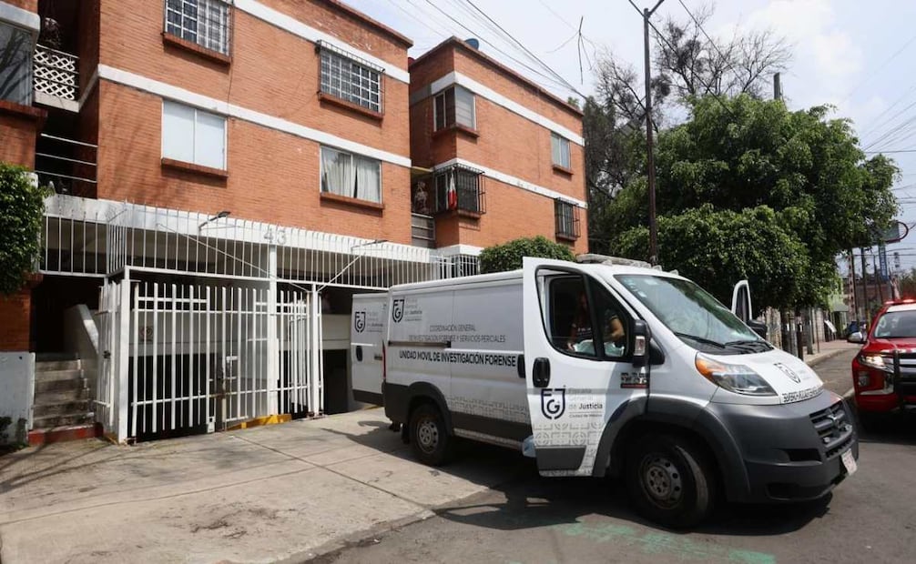 Elementos de seguridad llegaron a atender la zona (25/06/2025). Foto: Valente Rosas / EL UNIVERSAL