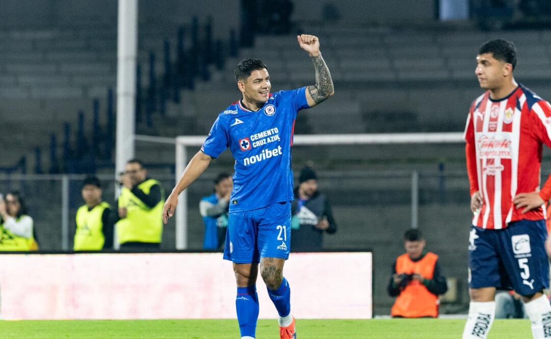 Cruz Azul festeja pase a semifinales tras eliminar a Chivas / Foto: Hugo Salvador EL UNIVERSAL