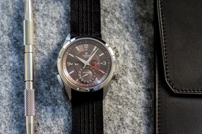 Dulce despertar con el sonido mecánico de Tudor