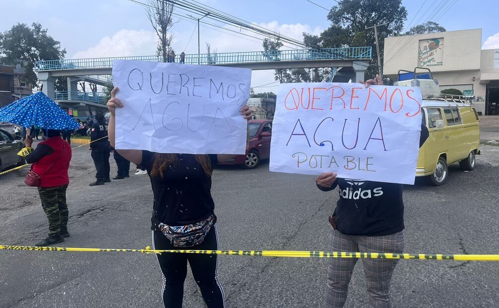 Bloquean carretera Lago de Guadalupe por falta de agua; manifestantes llegan a acuerdo con Gobierno Municipal. Foto: Arturo Contreras