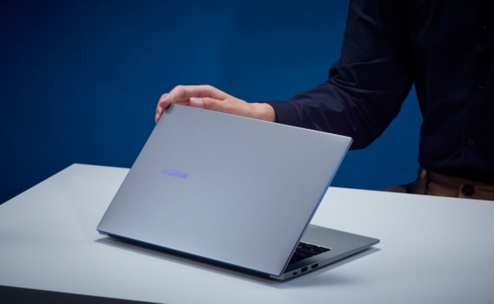 Así es la nueva MagicBook 14 de HONOR; la ultrabook pensada para trabajar desde casa u oficina