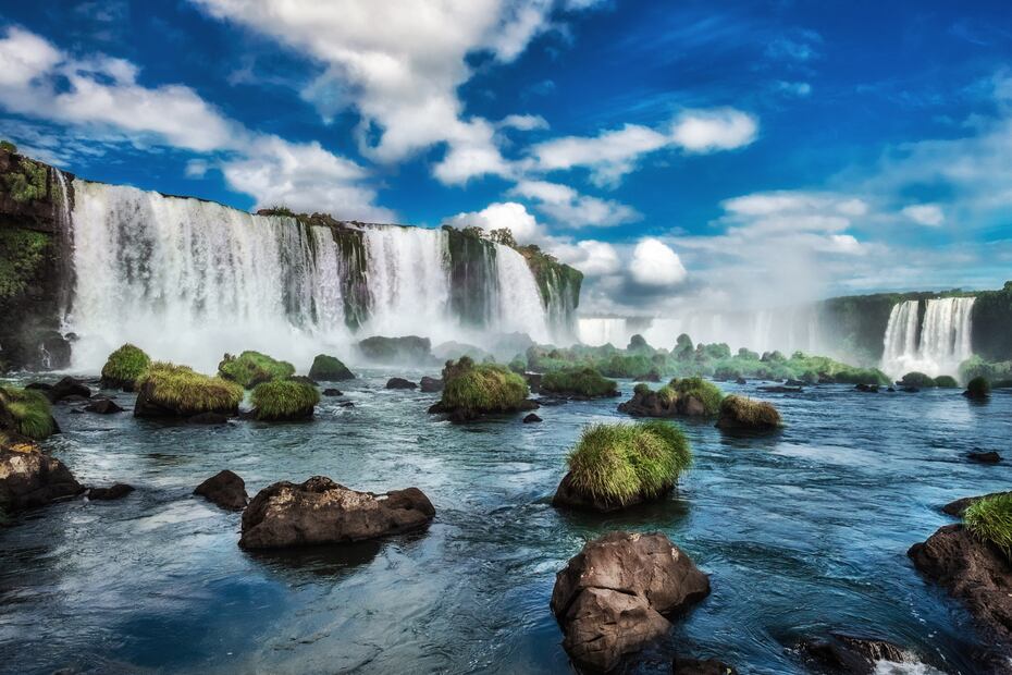 Las Cataratas del Iguazú que comparten Brasil y Argentina. Foto: iStock