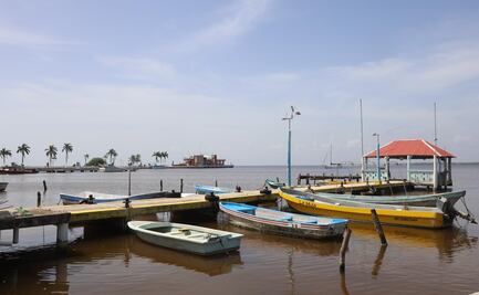 Con incredulidad y calma, Chetumal espera al huracán Beryl