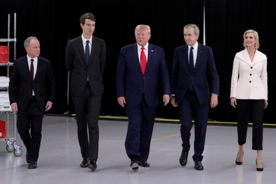 Diseñador de Louis Vuitton en contra de Donald Trump