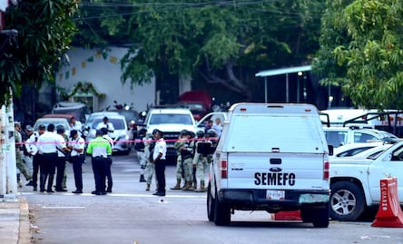 FOTOS: Así fue el artefacto que estalló frente a la SSP de Acapulco; hay dos muertos