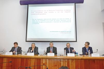 ABM: a la baja, robo a cuentahabientes