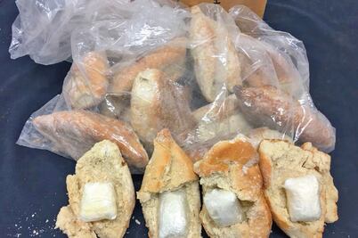 Hallan 120 gramos de coca en bolillos en aeropuerto de Guadalajara