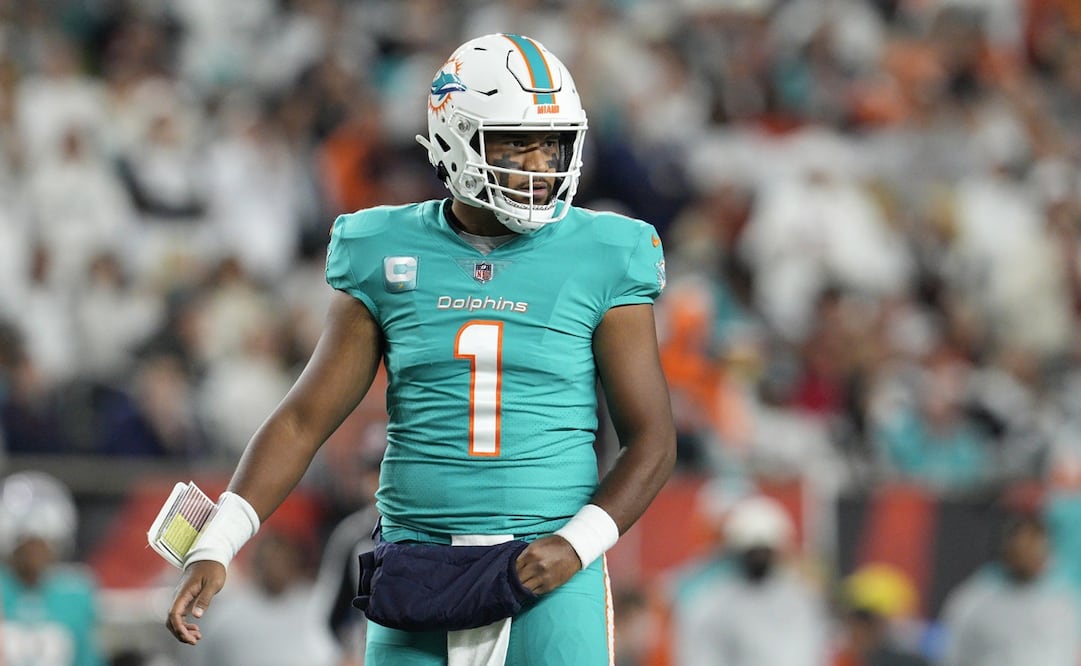 Tua Tagovailoa en el partido contra los Bengals - FOTO: AP