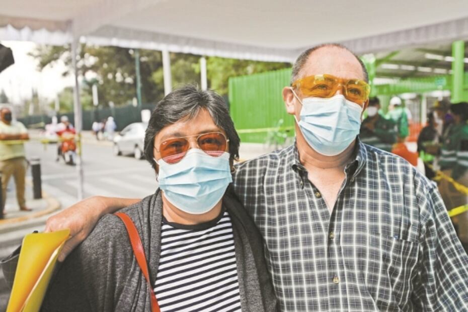 Vacunación les devuelve la esperanza: concluye aplicación de primera dosis en CDMX