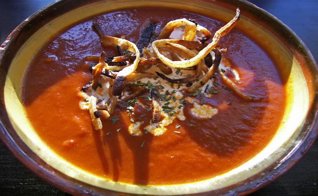 La sopa azteca celebra el mestizaje en la cocina. Foto: Flickr.