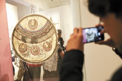 Darán detalles sobre historia del escudo Chimalli