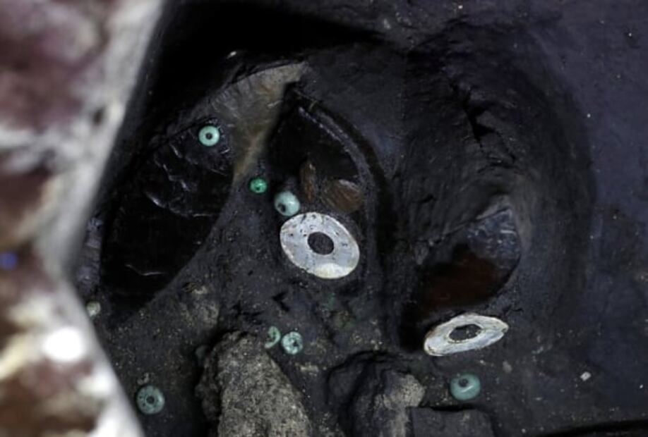 Tesoro de sacrificios puede dirigir a tumba de emperador azteca en el inframundo