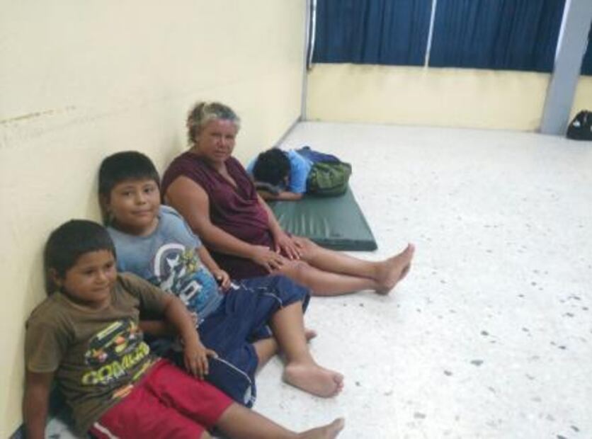 “La comida 'nomás' no llega”, reclaman en albergue de BCS