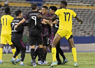 La Selección Mexicana se complica en su visita a Jamaica y se lleva un empate