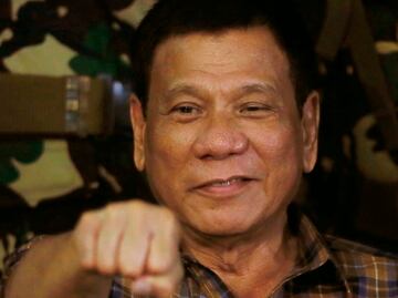 Presidente de Filipinas se compara con Adolf Hitler