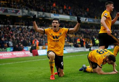 Raúl Jiménez clave en el triunfo del Wolverhampton