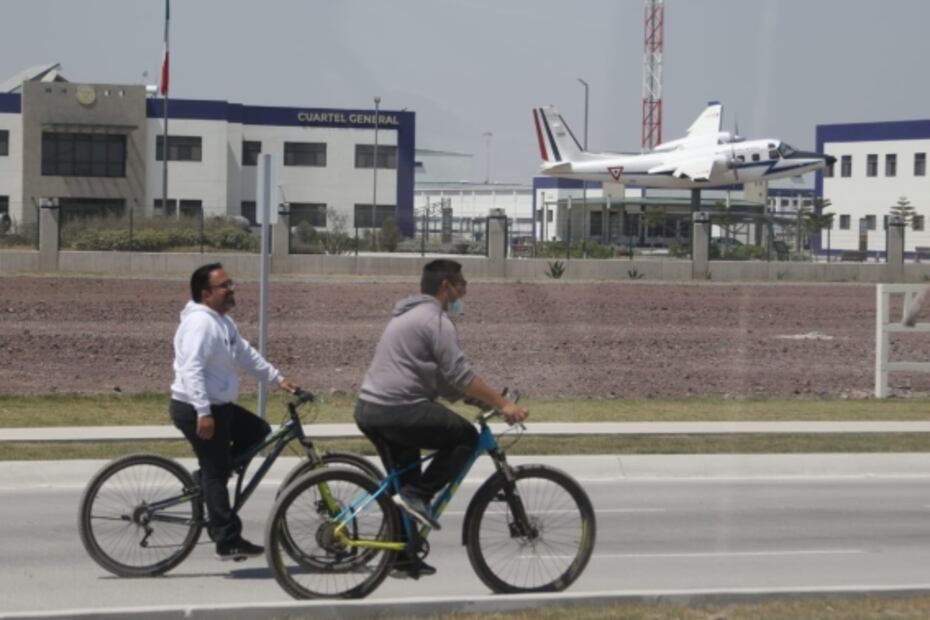 "Está enorme, está bonito", dicen tras paseo ciclista en el nuevo aeropuerto Felipe Ángeles