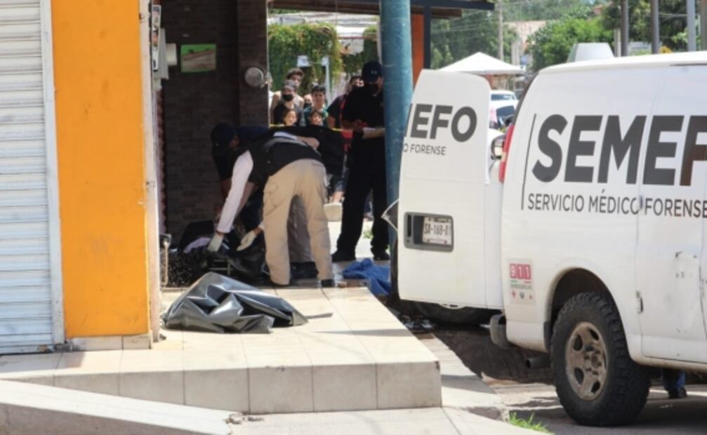 Asesinan a pareja en Novolato; identifican a mujer como exintegrante del cabildo