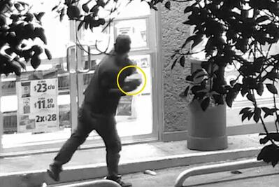 Captan cristalazo para robar botellas en Morelos