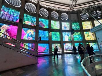 Así es la exhibición de David LaChapelle en el Metro de CDMX