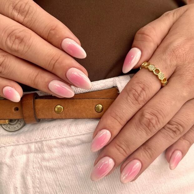 El estilo aura crea un efecto difuminado y etéreo. Foto: Instagram @cestlavie_ec