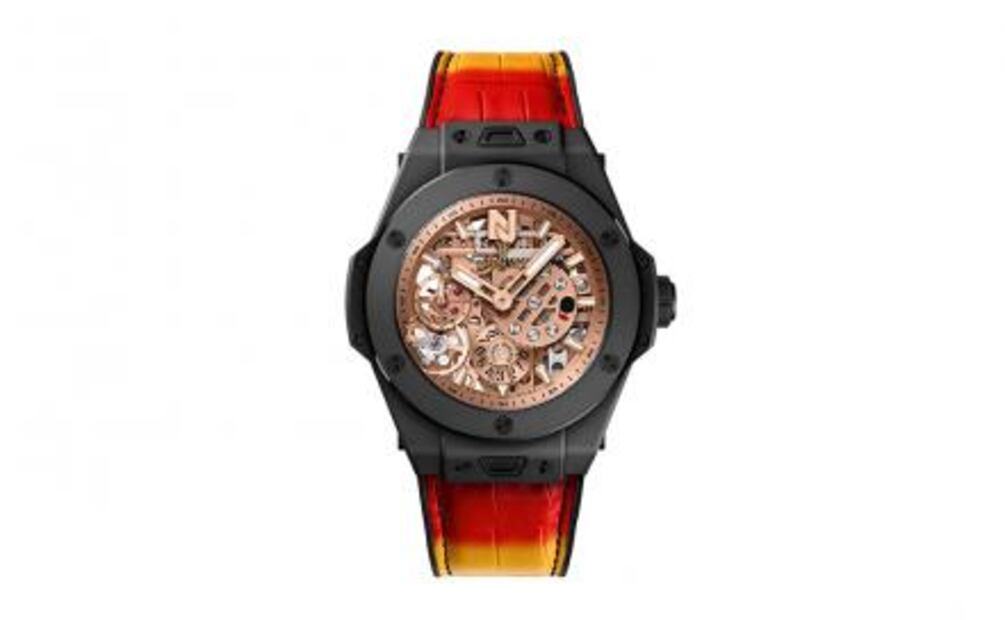 Hublot mueve las caderas con Nicky Jam