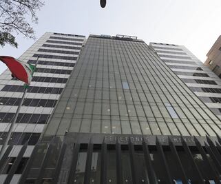 División de Telmex debe cumplirse para marzo, pide Canieti