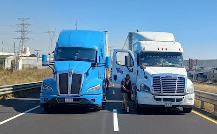 Organizaciones campesinas de Guanajuato paralizan carreteras federales; "Ya estamos hartos de que nos tomen el pelo", enfatizan